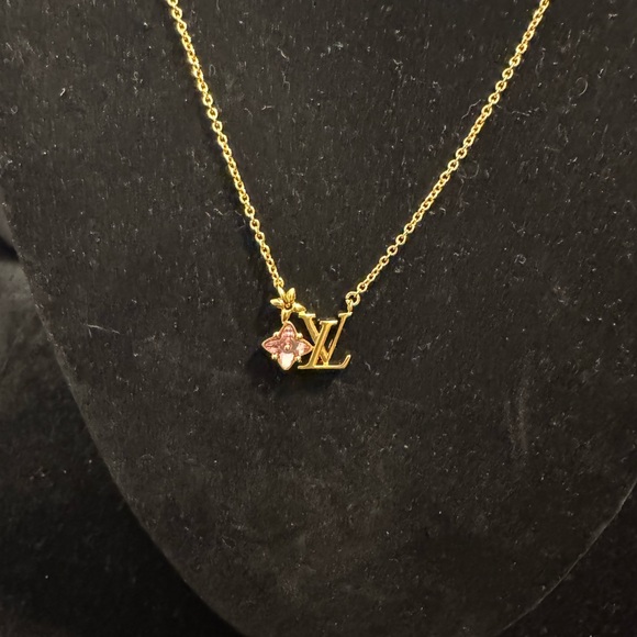 Louis Vuitton Gold and Pink Necklace Elegant Jewelry - Picture 1 of 7
